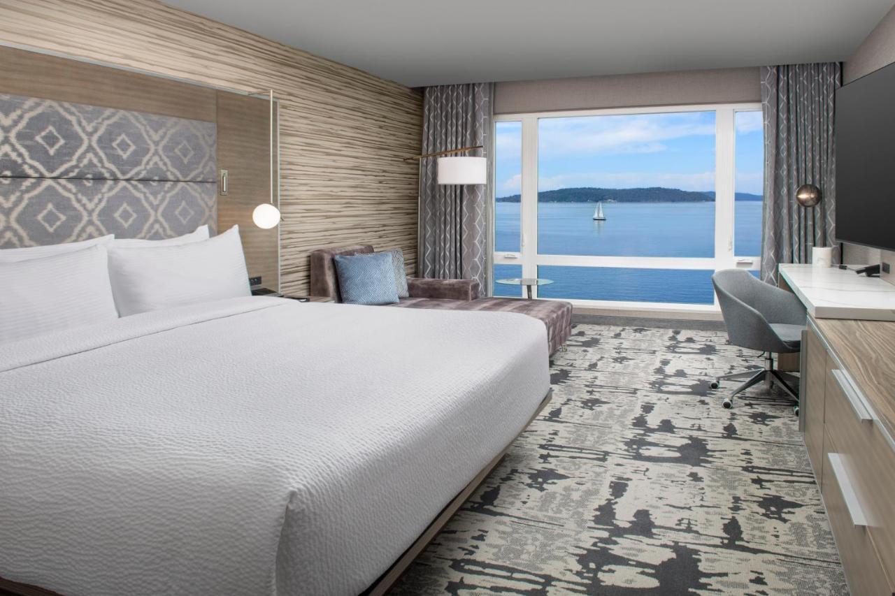 Silver Cloud Hotel Tacoma At Point Ruston Waterfront מראה חיצוני תמונה