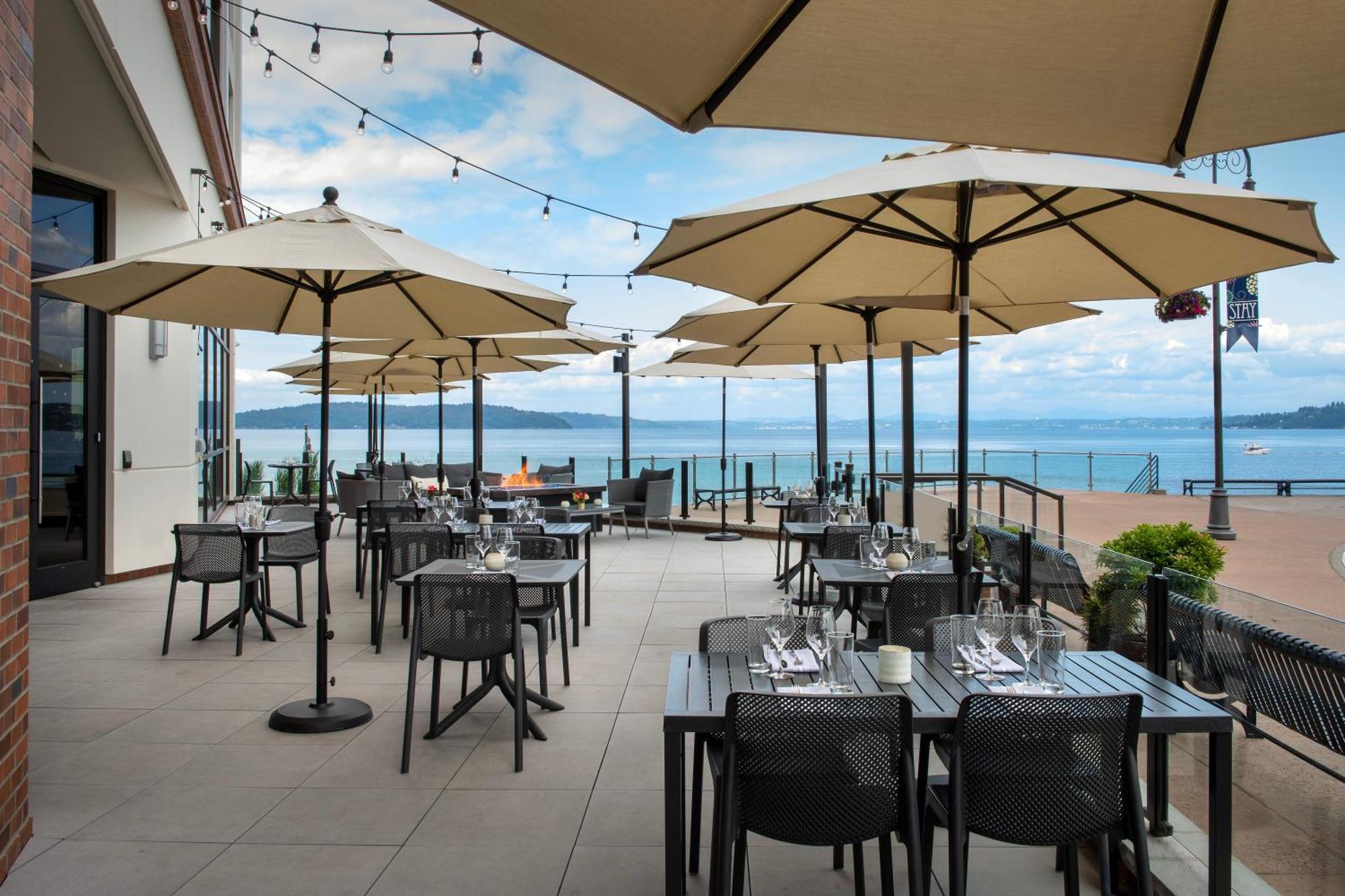 Silver Cloud Hotel Tacoma At Point Ruston Waterfront מראה חיצוני תמונה
